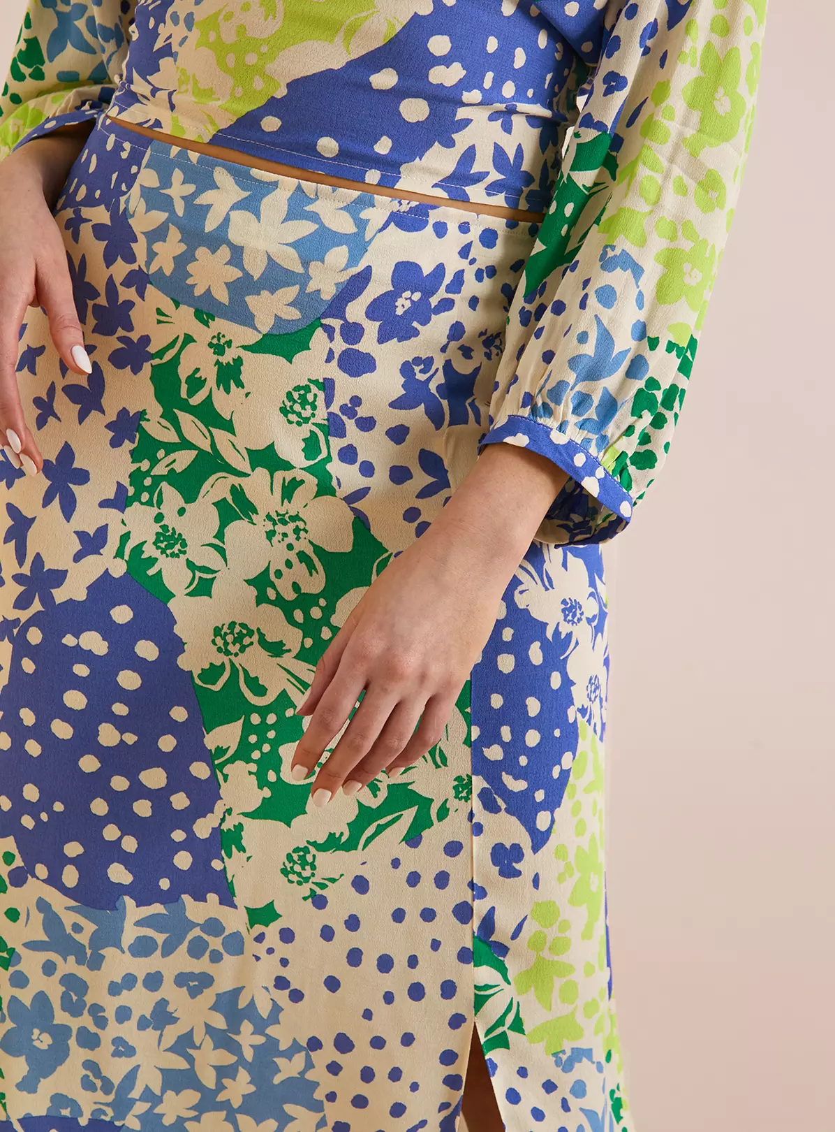 Everbelle Patchwork Floral Coord Side Split Midaxi Skirt 16 3 Everbelle Patchwork Floral Coord Side Split Midaxi Skirt 16