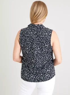 Mono Print Sleeveless Blouse 16