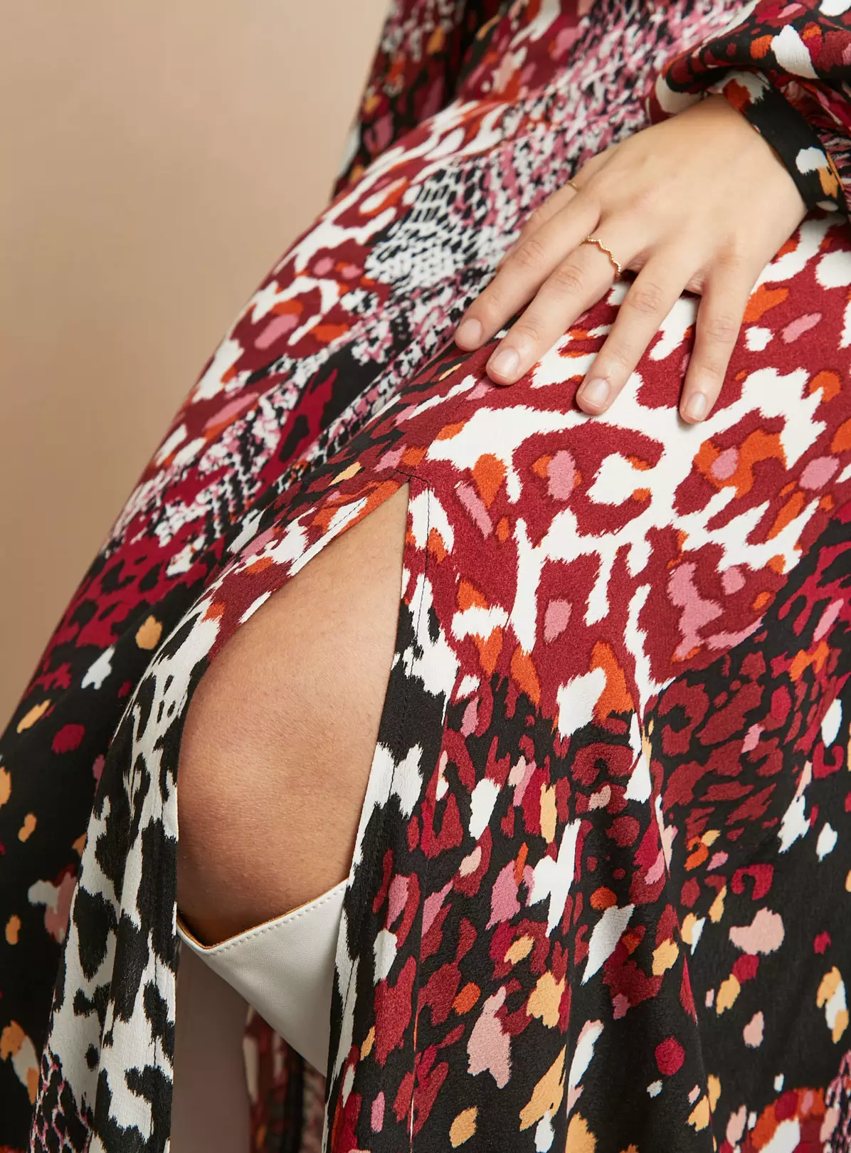 EVERBELLE Animal Print Maxi Skirt 10 6 EVERBELLE Animal Print Maxi Skirt 10 - Image 4