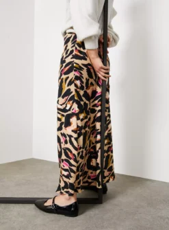 For All The Love Leopard Printed Cut About Slip Skirt 16