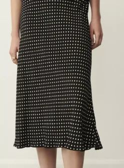 FINERY Evelyn Skirt 20 6 FINERY Evelyn Skirt 20 -GlamMode Store tuc143317822 Black R Z001A 1