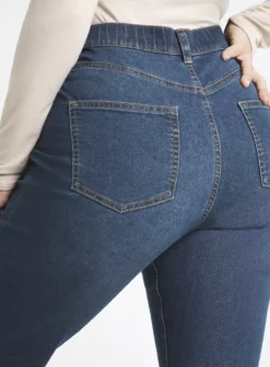 SIMPLY BE 24/7 Vintage Wash Straight Leg Jean 22