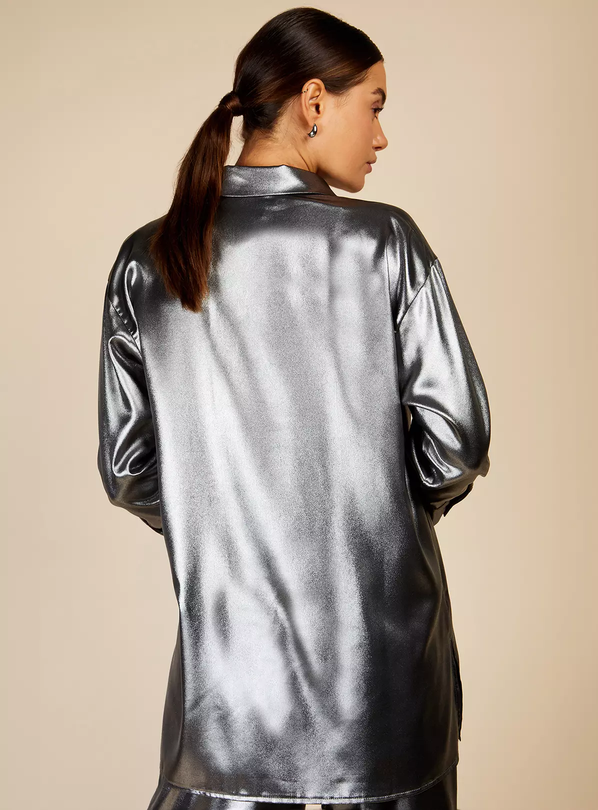 VOGUE WILLIAMS Metallic Shirt 18 5 VOGUE WILLIAMS Metallic Shirt 18 - Image 3