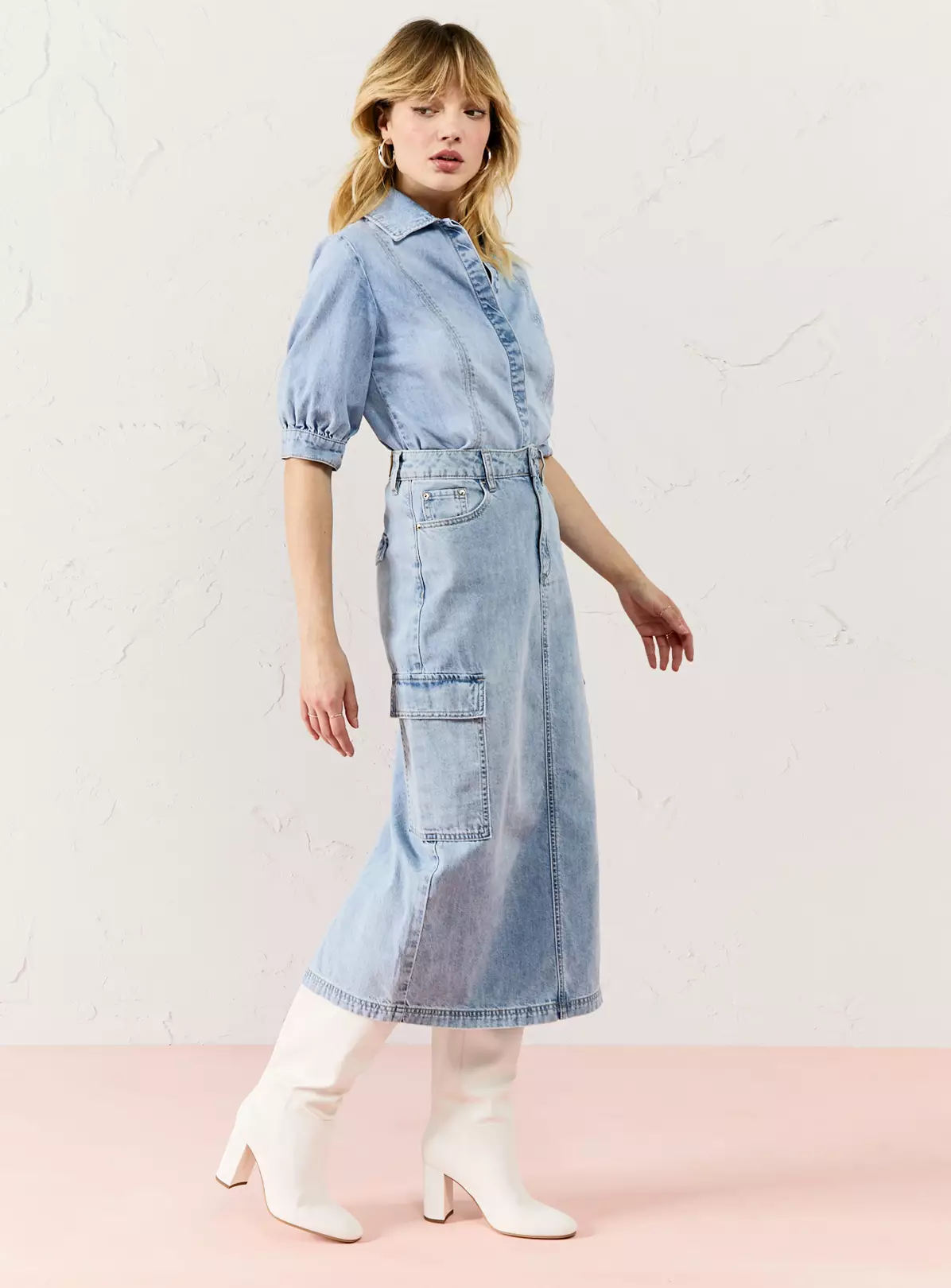 EVERBELLE Light Wash Denim Skirt 20 4 EVERBELLE Light Wash Denim Skirt 20 - Image 2