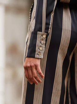 SOSANDAR Satin Stripe Revere Collar Shirt 12 8 SOSANDAR Satin Stripe Revere Collar Shirt 12 -GlamMode Store tuc144028504 Black R Z004A