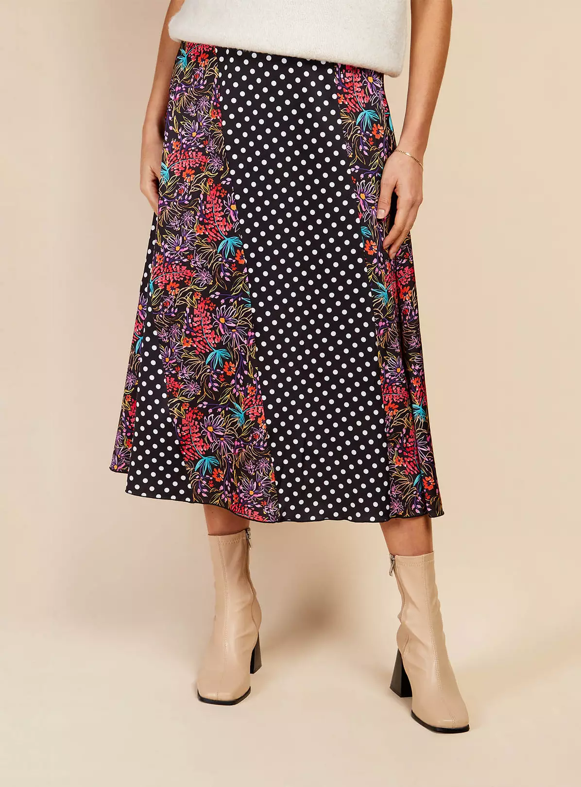 VOGUE WILLIAMS Multi Print Skirt 12 6 VOGUE WILLIAMS Multi Print Skirt 12 - Image 4