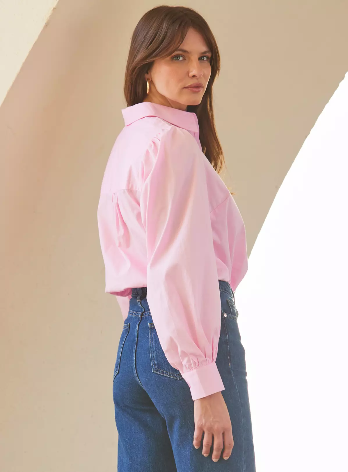 SOSANDAR Hot Pink Relaxed Fit Blouson Sleeve Shirt 10 6 SOSANDAR Hot Pink Relaxed Fit Blouson Sleeve Shirt 10 - Image 4