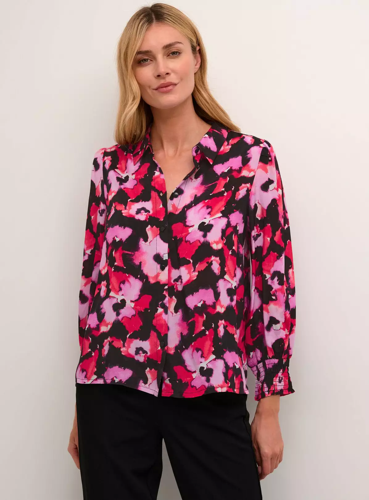 KAFFE Tanya Printed 3/4 Sleeve Shirt Pink 18 4 KAFFE Tanya Printed 3/4 Sleeve Shirt Pink 18 - Image 2